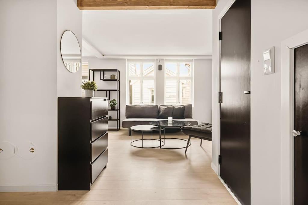 Apartment Dinbnb I Luxury Feel 100m From Bryggen