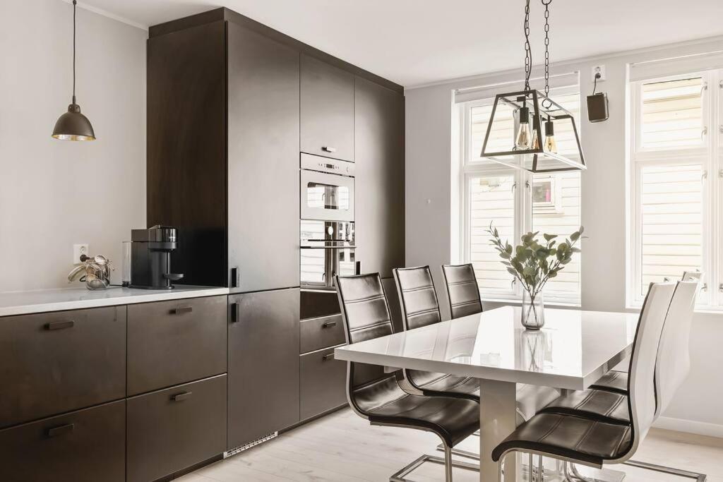 Apartment Dinbnb I Luxury Feel 100m From Bryggen *